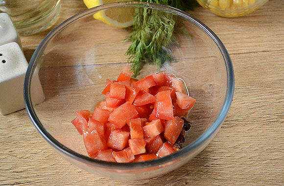салат с кукурузой и сыром фета рецепт фото 4